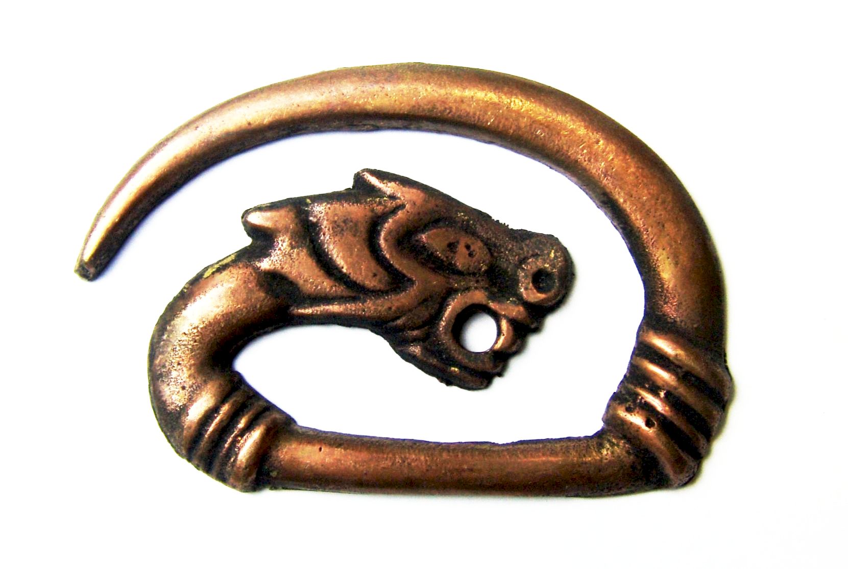 middel eeuwse metalen fibula middel eeuwse metalen fibula